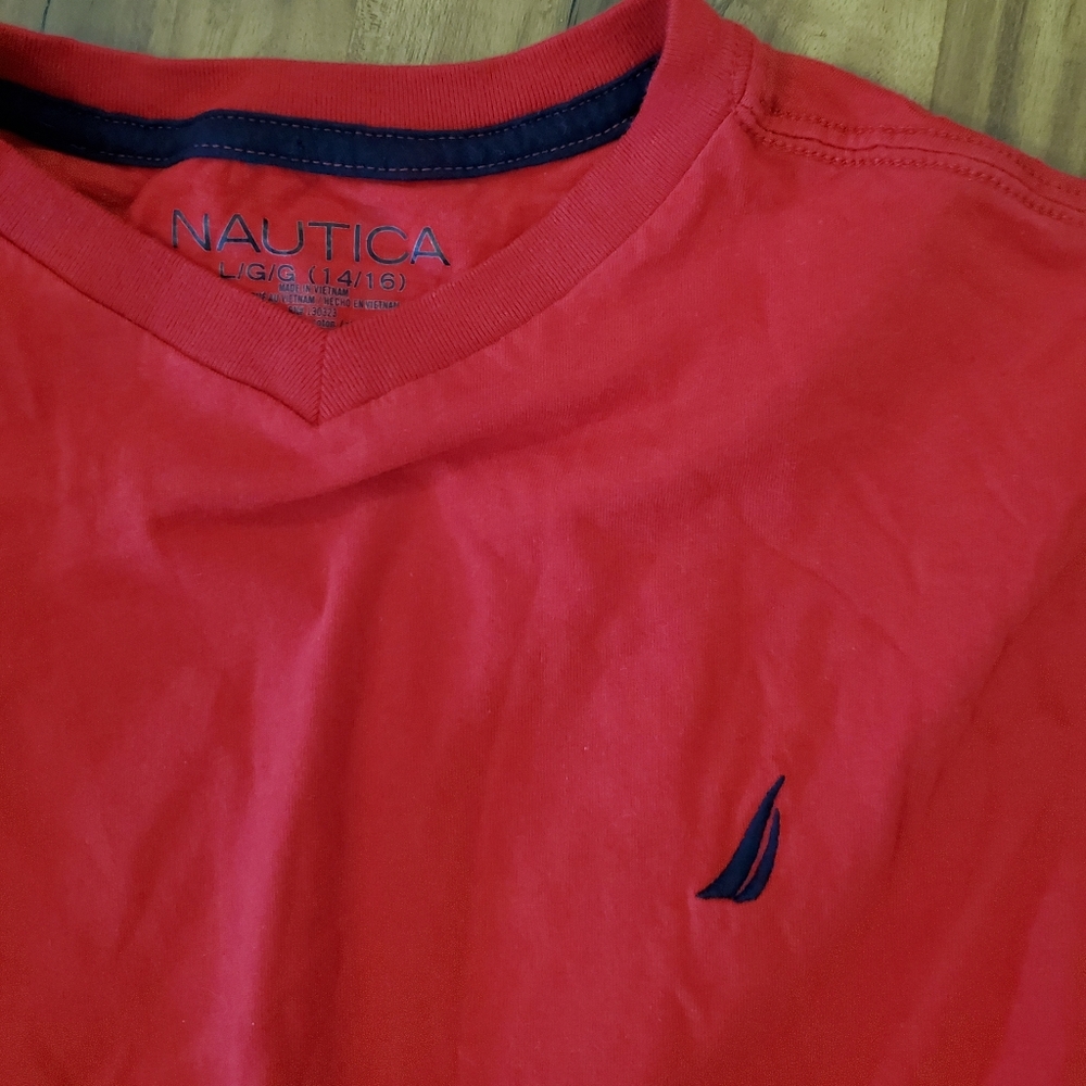 Boys 14/16  Red Nautica t-shirt